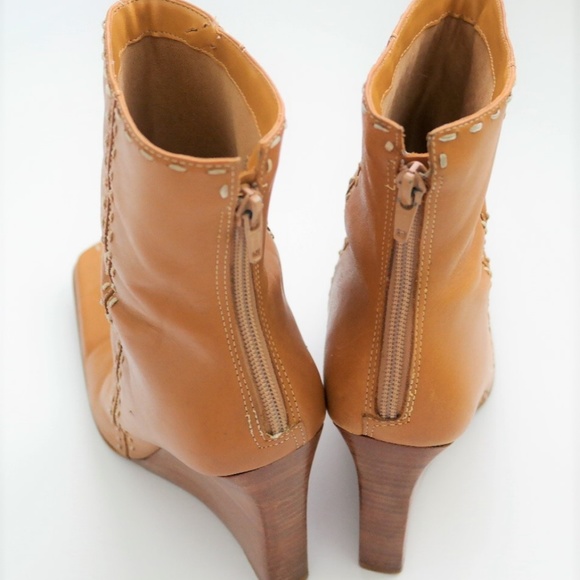 Diba | Camel Leather Ankle Boots - Picture 5 of 8